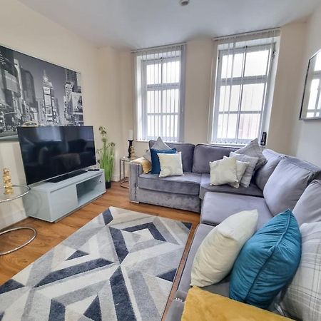 2 Bedroom - City Centre Location - Perfect For Family'S Bradford  Exteriör bild