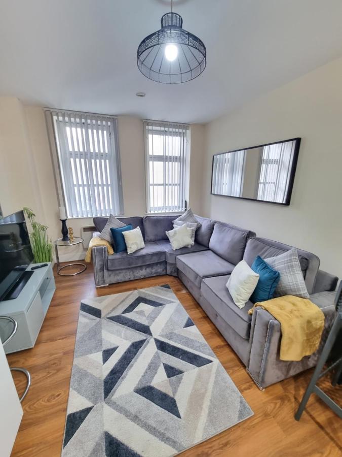2 Bedroom - City Centre Location - Perfect For Family'S Bradford  Exteriör bild